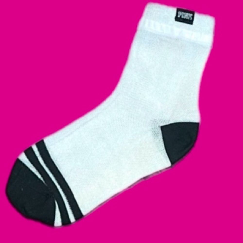 Victorias Secret PINK Extended Ankle Sock One Size Metallic white gray & black
